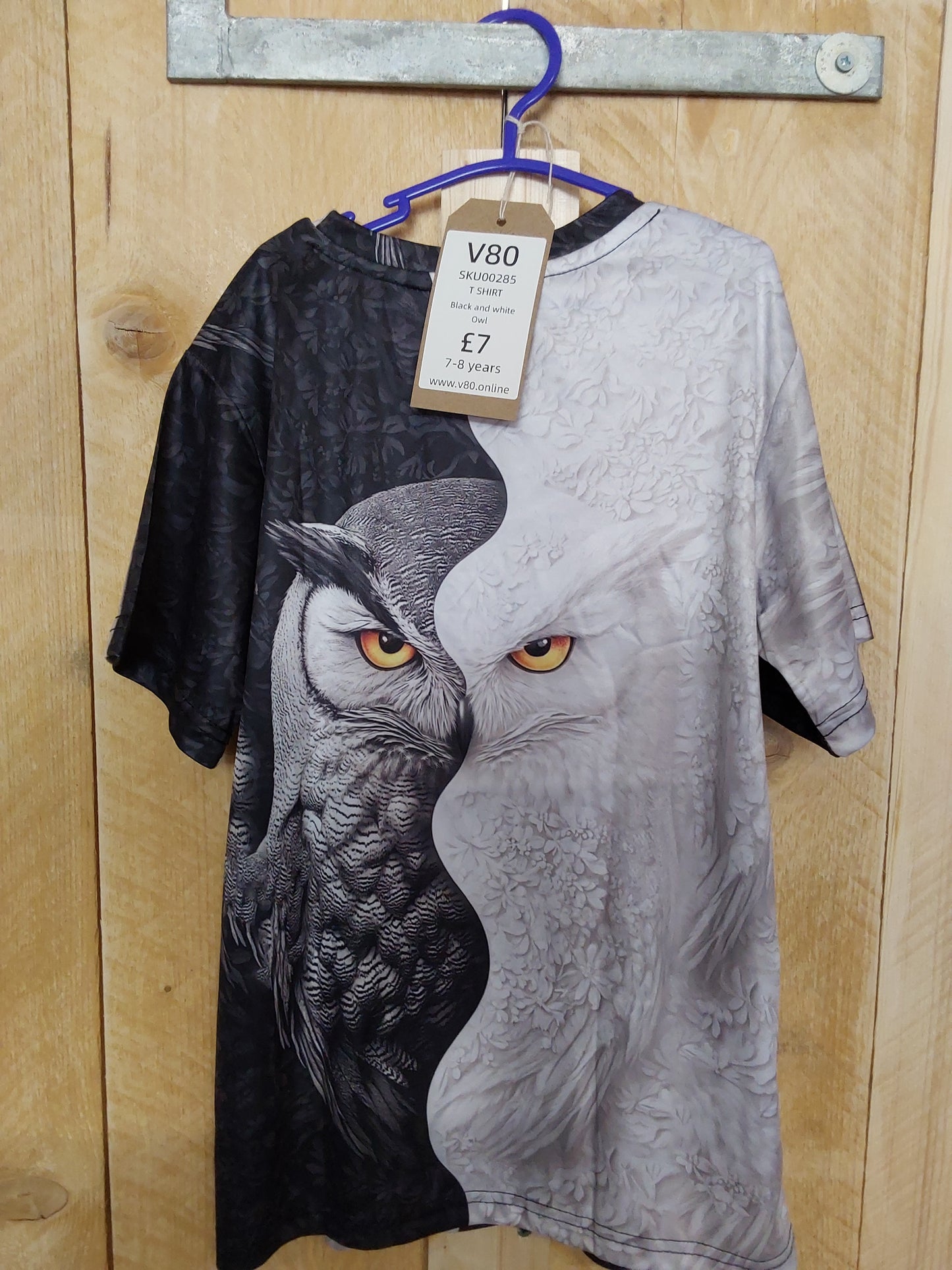 Black and white owl 7-8 yrs